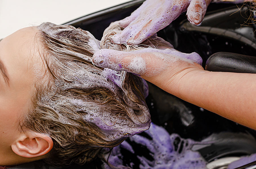 Warnings for Using Purple Shampoo on Dry Hair