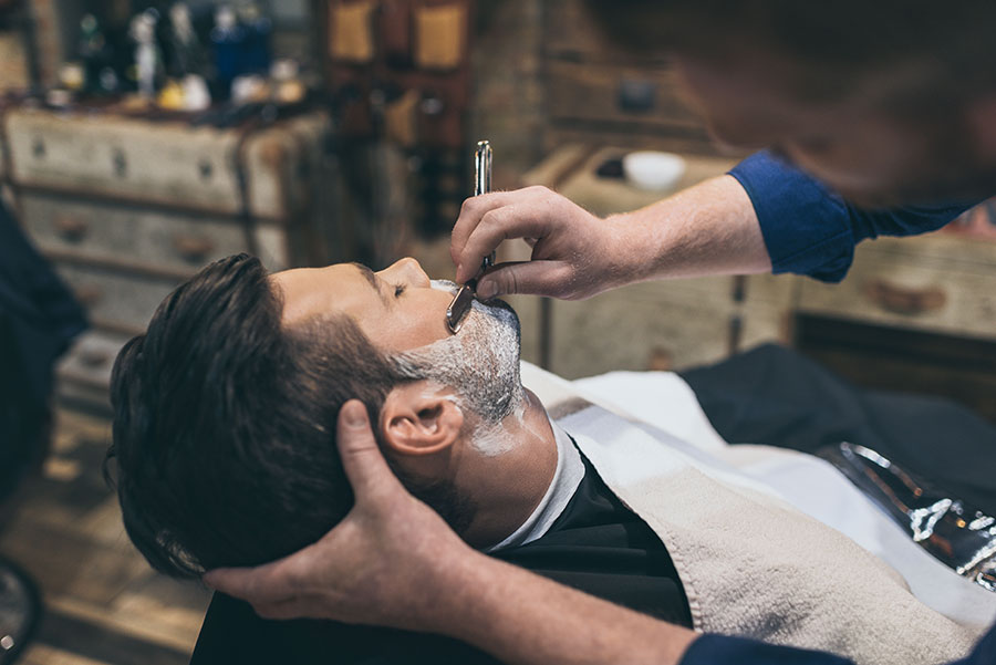 Floyd's Barbershop Mens Shaving