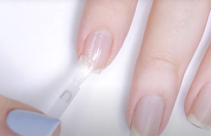 applying gel nail polish